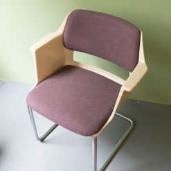 Alternative view of Vintage kuipstoeltje Gispen model 2205