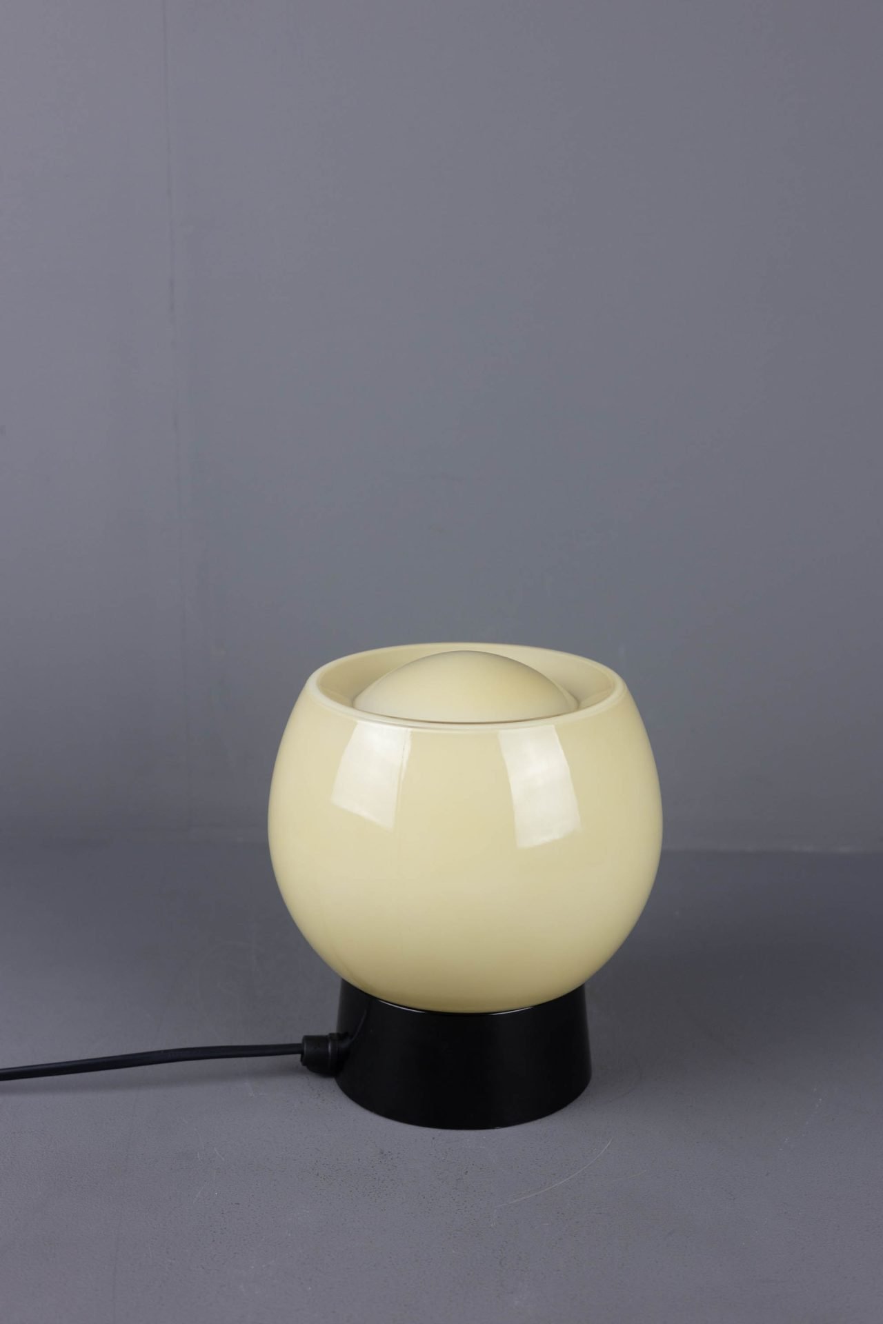 Thabur tafellamp bakeliet Knop - Afbeelding 2
