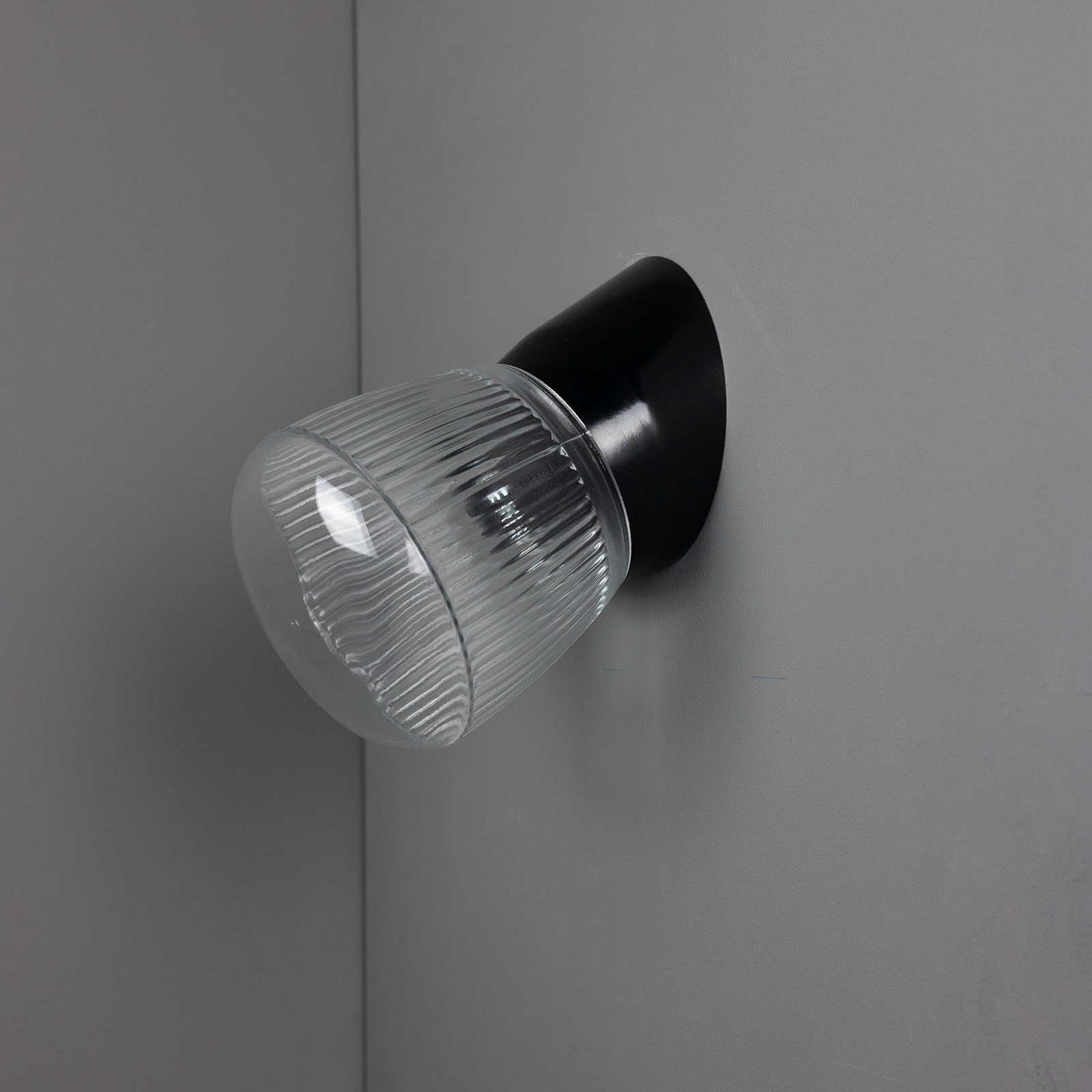 Thabur Wandlamp Ei Ribbel