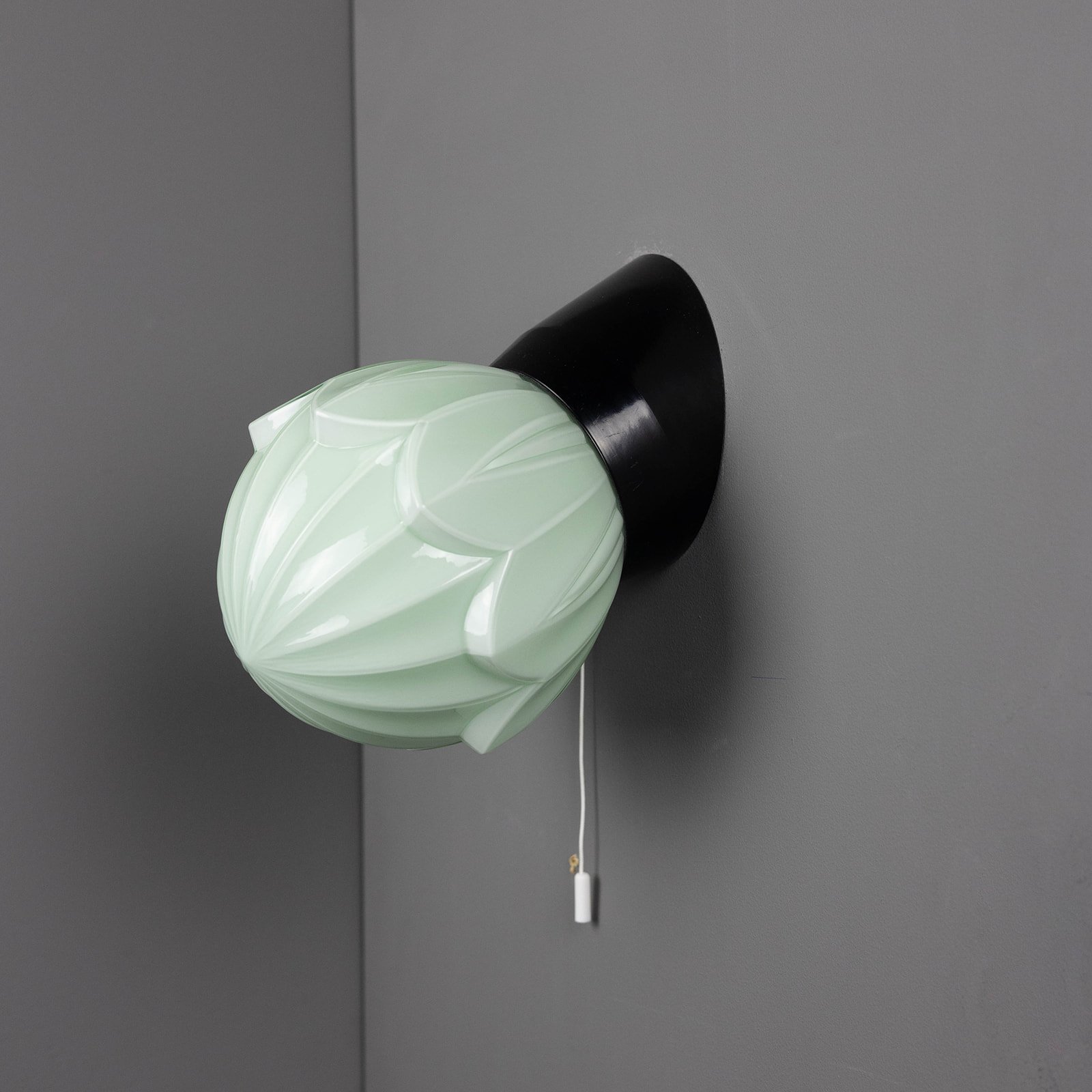Thabur Wandlamp met trekkoord Tulp Groen