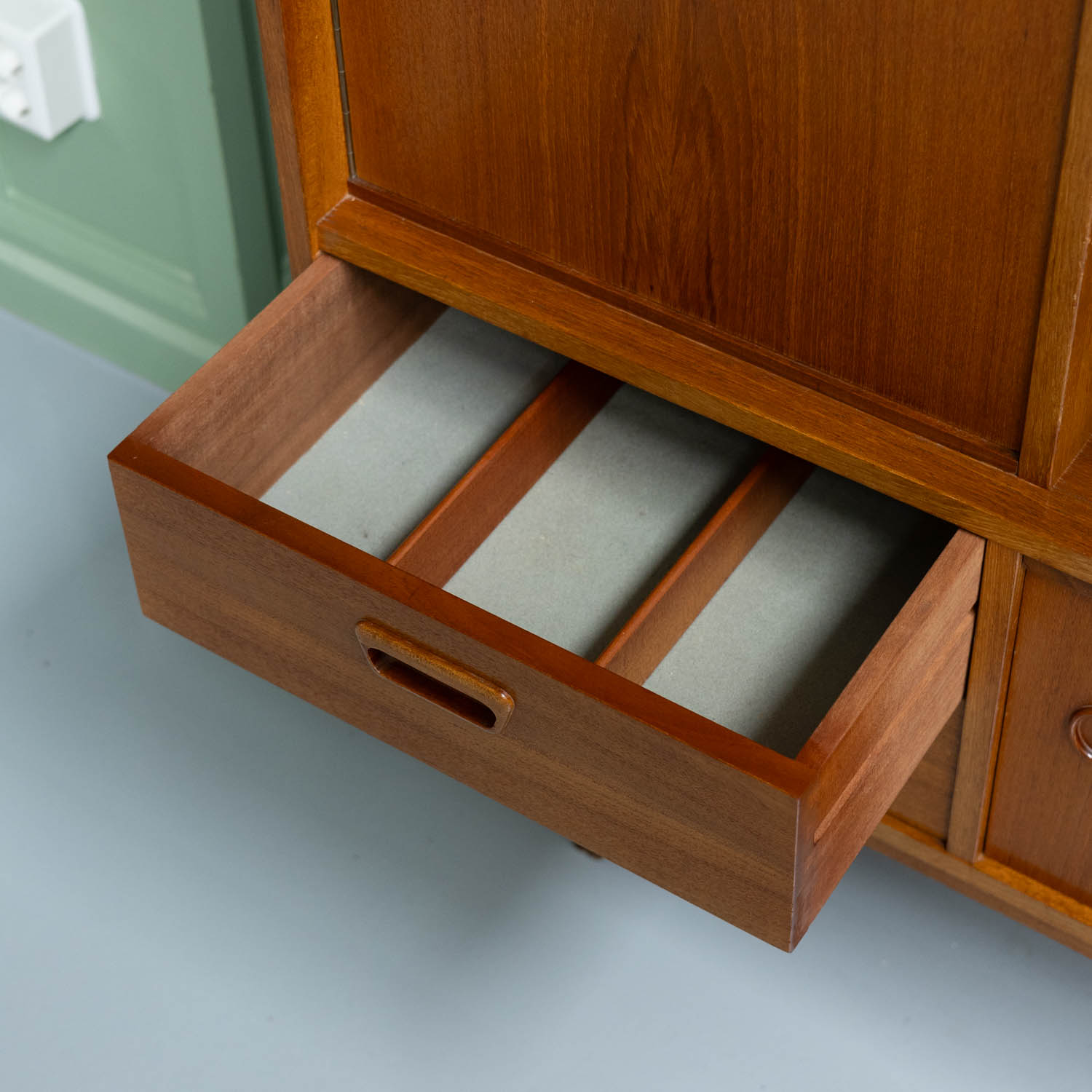 Vintage highboard jaren ’60 teak - Afbeelding 4