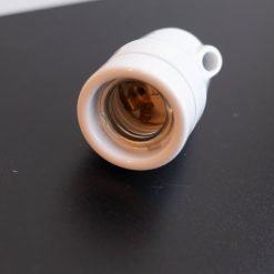 Alternative view of Showmodel Porselein fitting met ophanghaak wit
